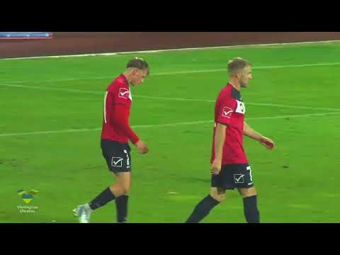 Pirmas FA „Dainava“ auklėtinio N. Valukyno įvartis už DFK „Dainavą“