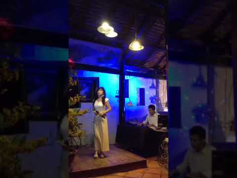 Thể hiện bởi Hoài Mỹ
