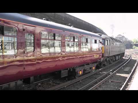 (HD) WCRC's 47786 & 47804 Thrash & Clag Out Of Clapham Junction - The Channel Coast Express 2/5/11