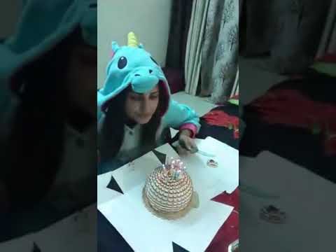 Paris Hilton wishing himanshi khurana bday wish 🎂 🎉