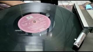 Download lagu Mere Pairo Me Ghungroo Bandha De Meri Chaal Dekh Le | Sangharsh 1968 Vinyl LP Revord | Rafi | Lata mp3