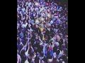 Julia Michaels- Apple [Live] (Crowd SingAlong)
