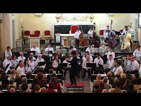 "Abestien Potpourria" cover Leioa Txistu Alardea Mayo 05 2019