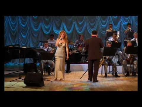 Anna Buturlina & Astrakhan Big Band_The Lady Is A Tramp