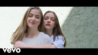 Download lagu Mimi & Josy - What Are We Afraid Of mp3