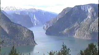 preview picture of video 'Aurlandfjord view from the Aurland-Laerdalpass'