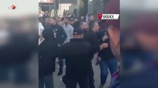 Liseli 2 Kıza Sözlü Tacizde Bulunup, Esnafa Bıçak Çeken Şüpheli Tutuklandı