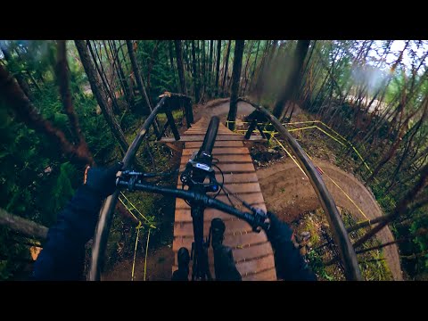 Crazy Winter Conditions! Wet Rock & Bridges! | Jordie Lunn Bike Park, Peanut Butter Knife Fight