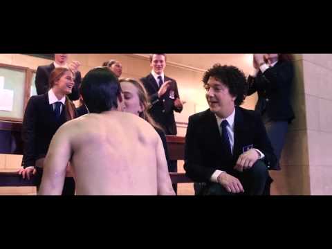 Me Myself and Mum / Ben, Kendim ve Annem - Türkçe Alt Yazılı Fragman