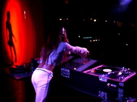 DJ Mea Live @ The Intersection