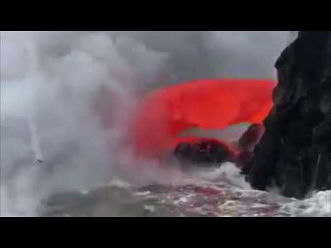 Quando la Lava incontra L' Acqua