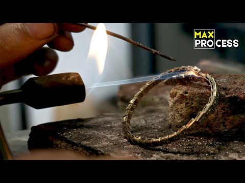 FIRE! The Fascinating Process of Making a White Gold Bvlgari Bracelet