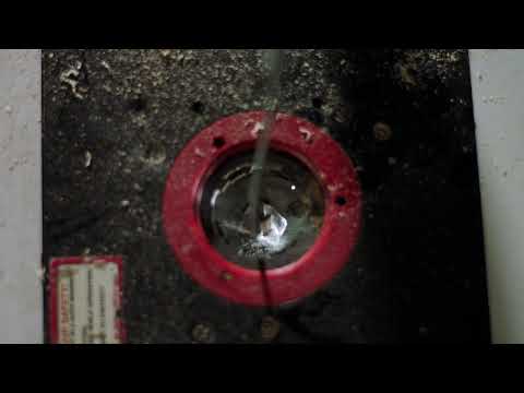 How a next-level pro loosens stuck router bits – WD-40 Specialist® Penetrant with EZ-REACH®