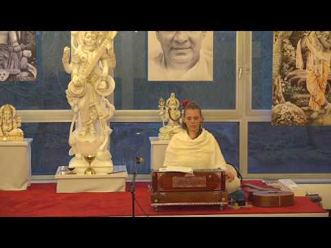Live Satsang mit Saradevi - 20:00 Uhr 06.04.2020