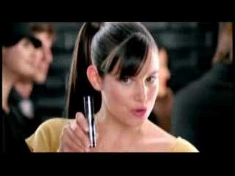 Volume Clubbing Mascara Bourjois TV Ad