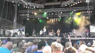 Jukka Poika ja Sound Explsosion Band - Hypnoosiin - Qstock Oulu 28.7.2012