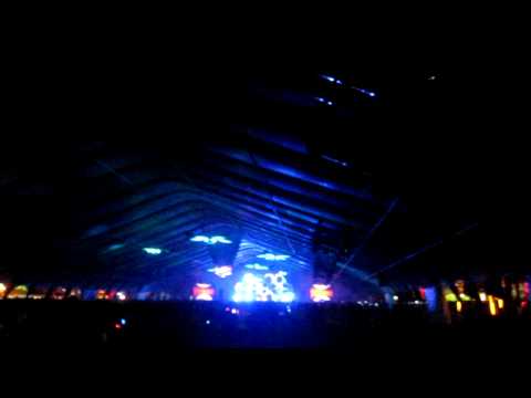 Wippenberg @ Beyond Wonderland 2010 Nadia Ali - better run