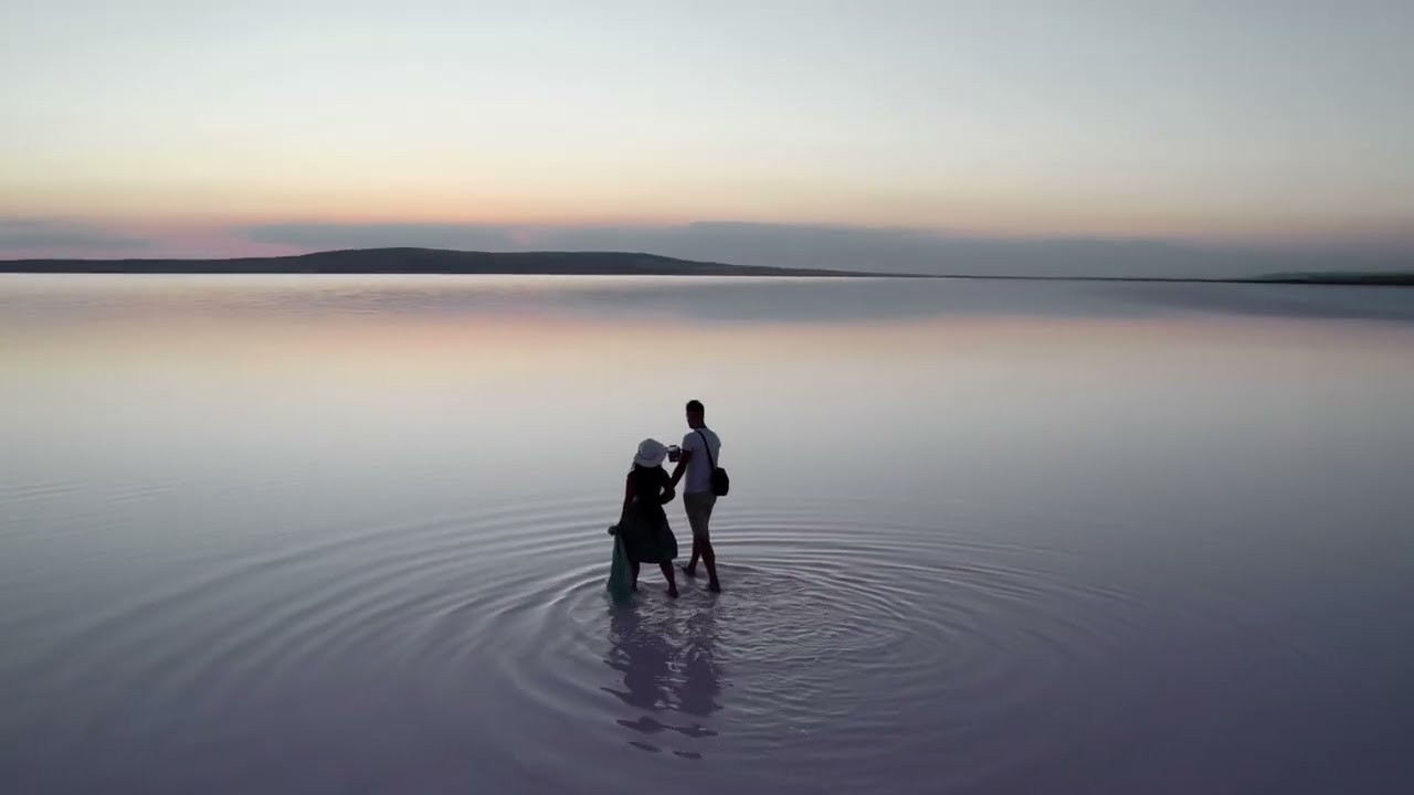 Romantické záběry, jezero Tuz, Turecko