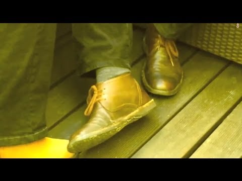 Uncovered QOTSA - The Lost Art Of Keeping A Secret (In Lisbon)