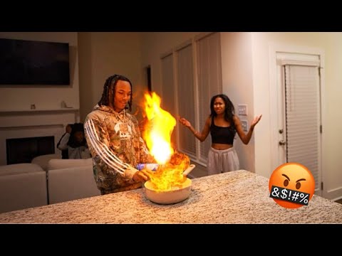 YANNI CRIED I LIT HER NEW CHAIN ON FIRE  *Z TRIES TO Fℹ️GHT ME*