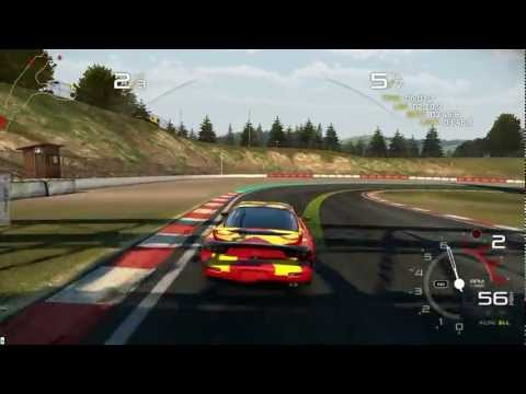 Auto Club Revolution - gameplay