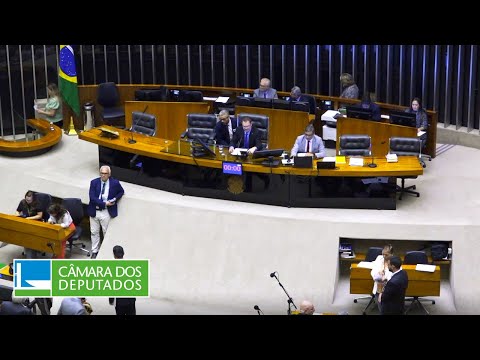 Aprovada pena para manipulação de imagens íntimas com inteligência artificial (IA) - 07/12/23