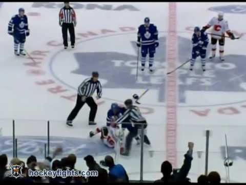 Tom Kostopoulos vs Mike Brown Oct 15, 2011
