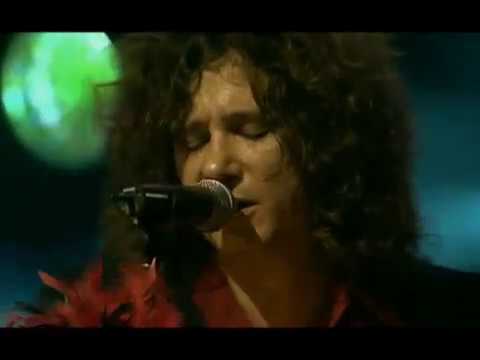 Enrique Bunbury y Nacho Vegas - Los restos del naufragio (Directo)