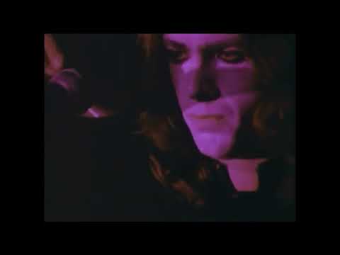 Miniatura de YouTube - Dancing with the Moonlit Knight (Live from the Rainbow Theatre, London, UK, 1973)