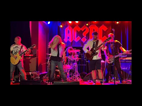 Playing In An AC/DC Tribute As Angus - Great Fun! The Errigle, Belfast with AC?DC
