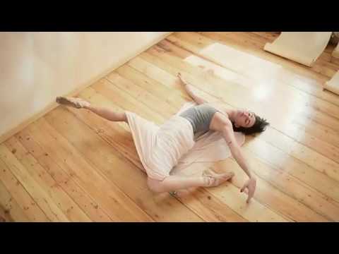 Dylan Mondegreen - A Place In The Sun