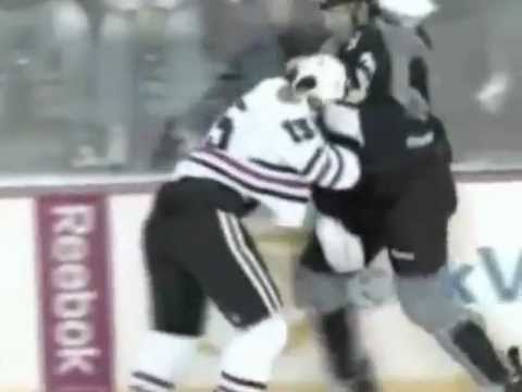 Hockeyfighters.cz  Nolan Yonkman vs Danny Bois.wmv
