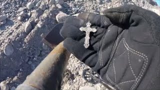 Beach Metal Detecting Antique crosses (real hunts real treasure)