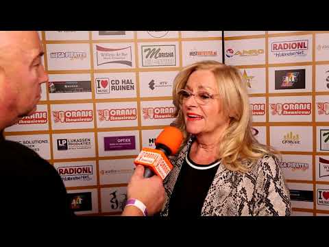 Oranje Shownieuws was te gast bij Koos Alberts Award met "Corry Konings".