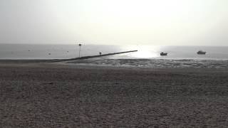 preview picture of video 'Shoebury Common Beach'