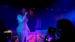 Shola Ama singing Sweetest Taboo and Run to Me in Milton Club