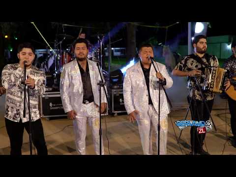 Grupo Corporacion Ft. Los Maximos - Andamos En Accion (En Vivo 2019)