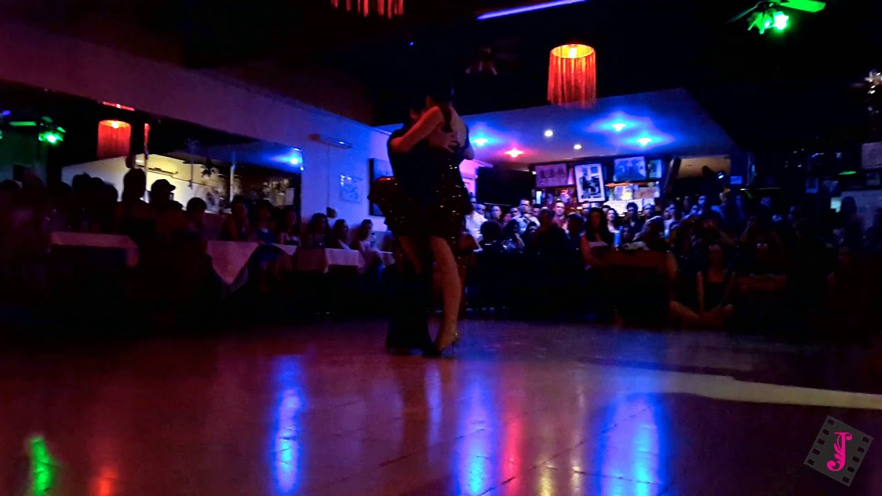 ARIADNA NAVEIRA & FERNANDO SANCHEZ Ø DESENCUENTRO