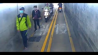 想走機車地下道但忘記騎車出門