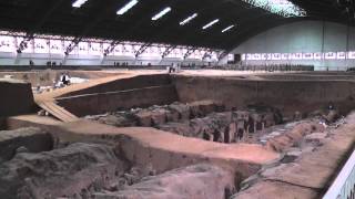 preview picture of video 'China 2013 - Terracotta Army in Xi'An'