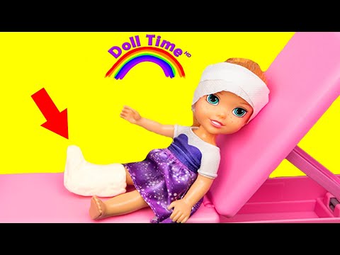 LEG CAST! Elsa & Anna Bicycle Tumble!