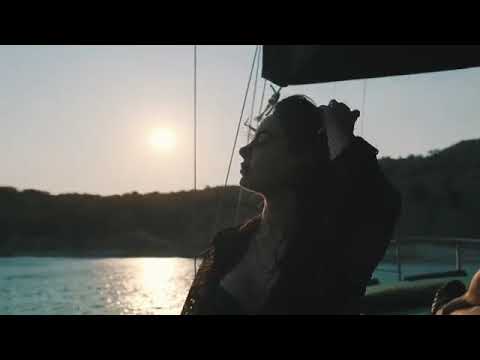 Ece Ronay - Şiki  Şiki  ( Official video )