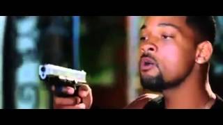 Oğlum ludacris'in iri kıyım versiyonu gibi bakıp durma öyle