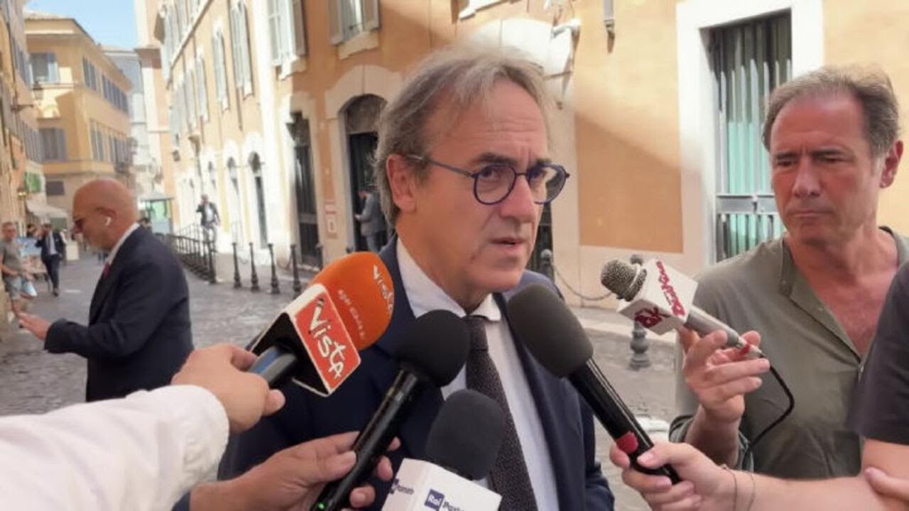 Bonelli: Polemiche per foto con Fratoianni, Schlein e Conte? Vuol dire che siamo sulla strada giusta