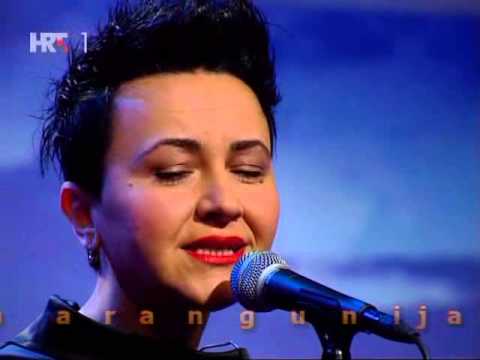 Amira Medunjanin - Što te nema (8. kat - uživo)