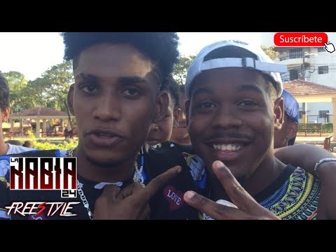 😂( UN FEO CON ORGULLO ) La Rabia 24 vs Un Nuevo Talento - Batalla de Freestyle en El Parque Italia
