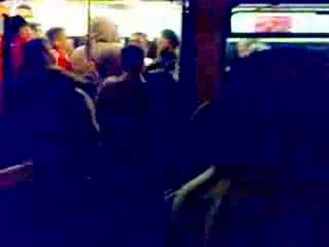 ge-buer türk-hirvat mac sonrasi bahnda türklere parmak göste