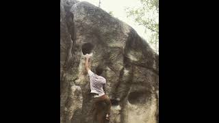 Video thumbnail of Air, 7b+. Fontainebleau