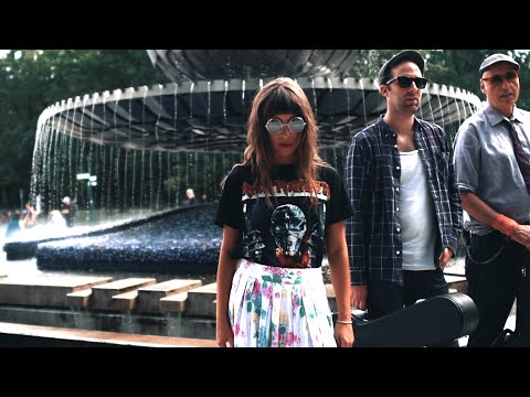 KidnapMusic and Acht Eimer Hühnerherzen