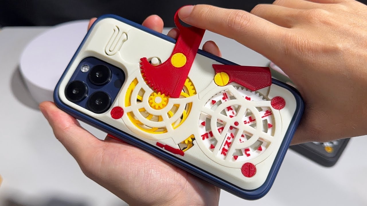 【デザイン過程を完全公開】「今日何食べる？」世紀の難問を解決する3Dメカルーレットスマホケースを作ってみた！